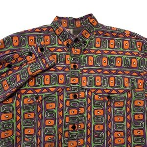 Vintage‎ USA Made Geometric 80s 90s Button-Down Western Back Yoke Long Tail